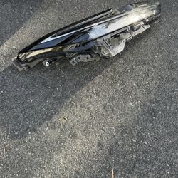 2025 OEM Toyota Prius Headlight 