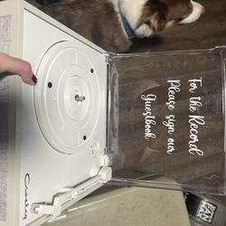 Record player for wedding guestbook 