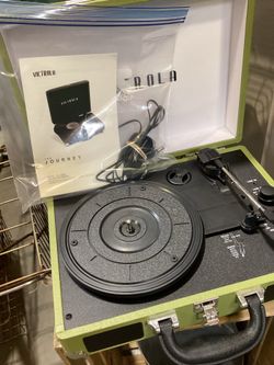 Victrola “The journey“ model VSC – 550BT turntable