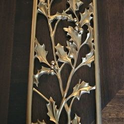 Christmas Holly Berry Gold Hanging Decor, Excellent Condition! Only $5