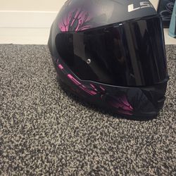Motorcycle helmet
