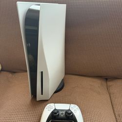 Ps5 Disc Console With Remote everything works 