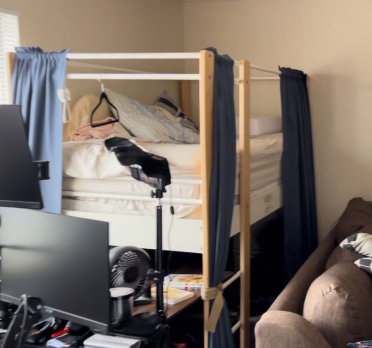 Adaptable Loft Bunk Bed
