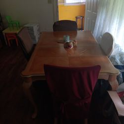 DINING ROOM TABLE