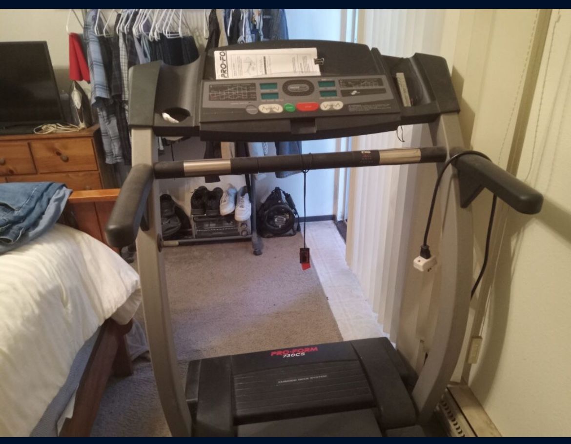 Treadmill - Proform 730CS