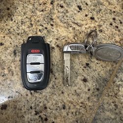 Audi Key  OEM