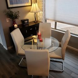 Round Glass Dining Room Table