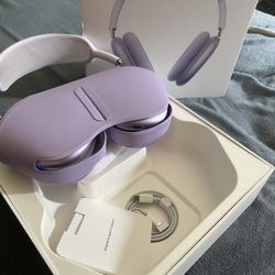Air Pod Max - Purple
