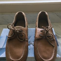 SPERRY TOP SIDER SHOES Size 8.5 never been worn