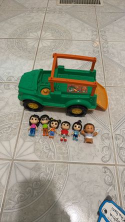 Little People Family With Truck 