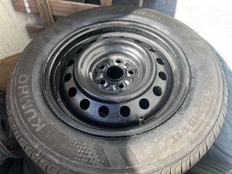 15” Toyota Corolla Wheel And Tire For Spare 