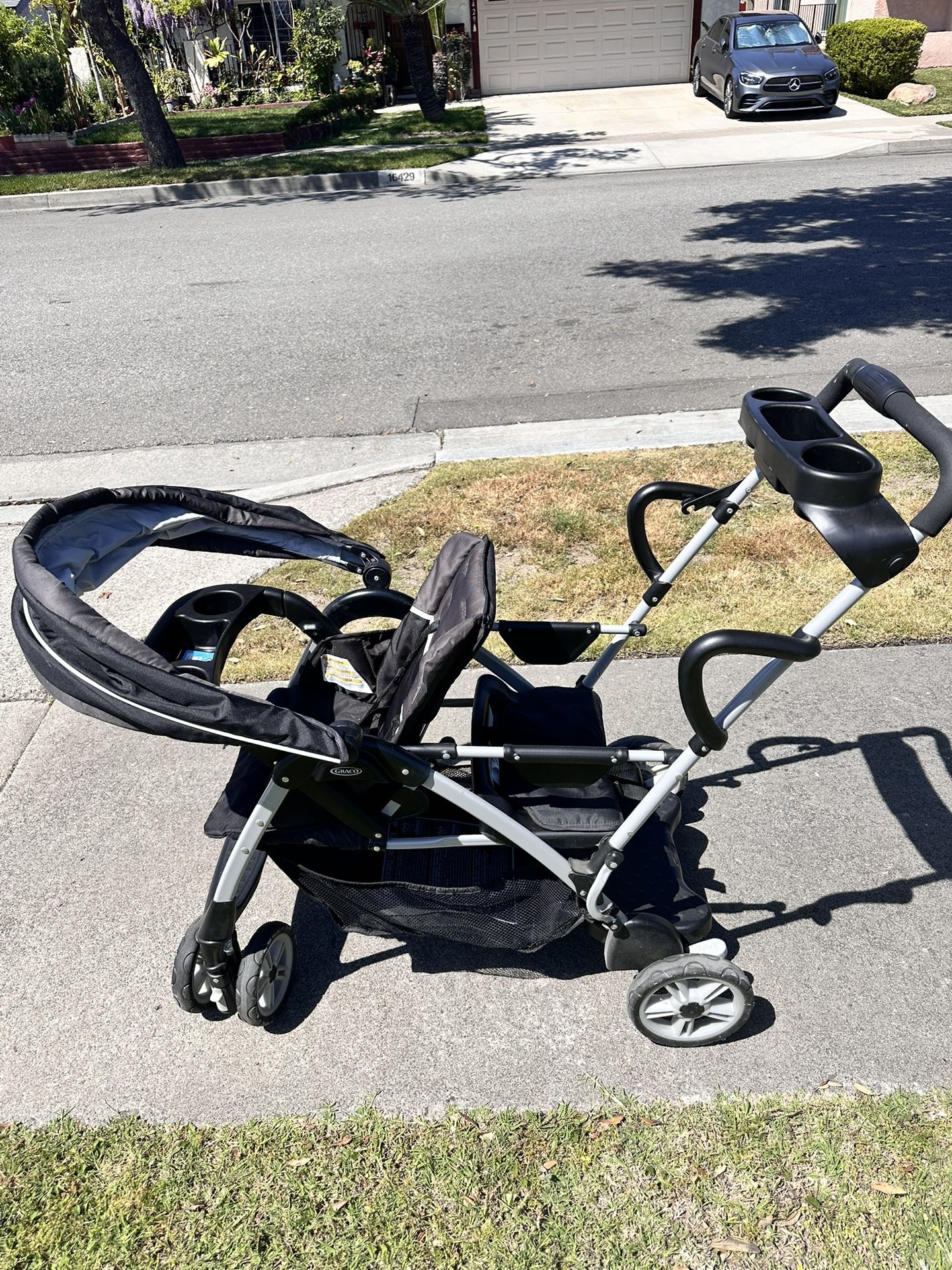 Sit And Stand Stroller (graco)