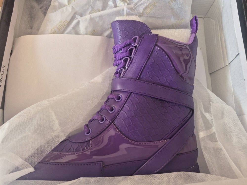 Cape Robbin Boots Size 7 Purple NEW