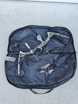 2010 Bowtech Soldier Compound Bow Bundle – Ready to Hunt & Shoot (With Case, Arrows & Accessories)