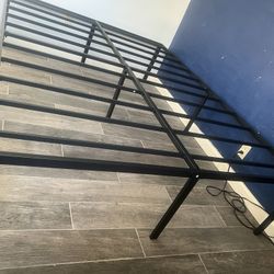 18” Queen Size Metal Bed Frame 