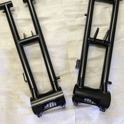 In stock now.. ready to go. 2 Swingarm, powder coated black. More info below 👇