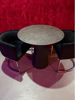 Dining table 30” black round