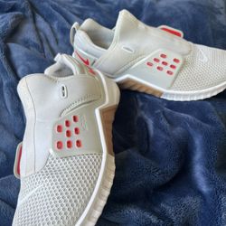 Nike Macon