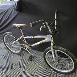 Powerlite P17 Fireball BMX Bike (Good Condition)