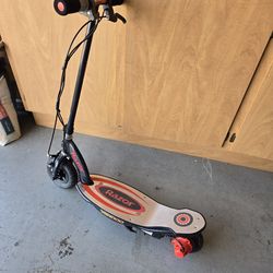Electric scooter