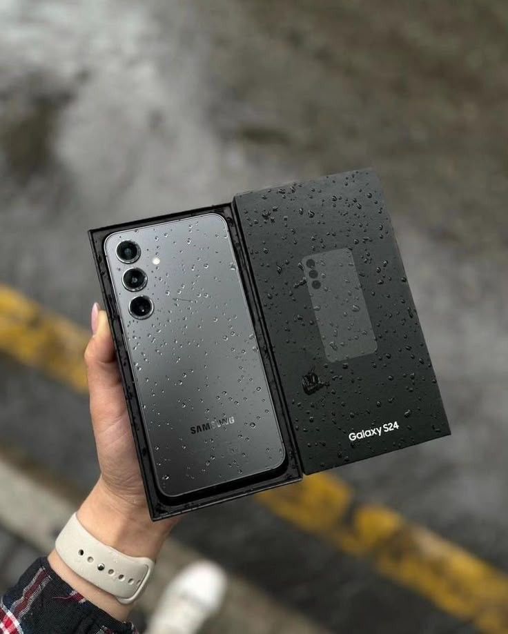 Samsung Galaxy S24 128gb  Unlocked, FREE Smartwach/ Headphones. Pay $1 Today Rest in payments. NO CREDIT NEEDED FINANCING