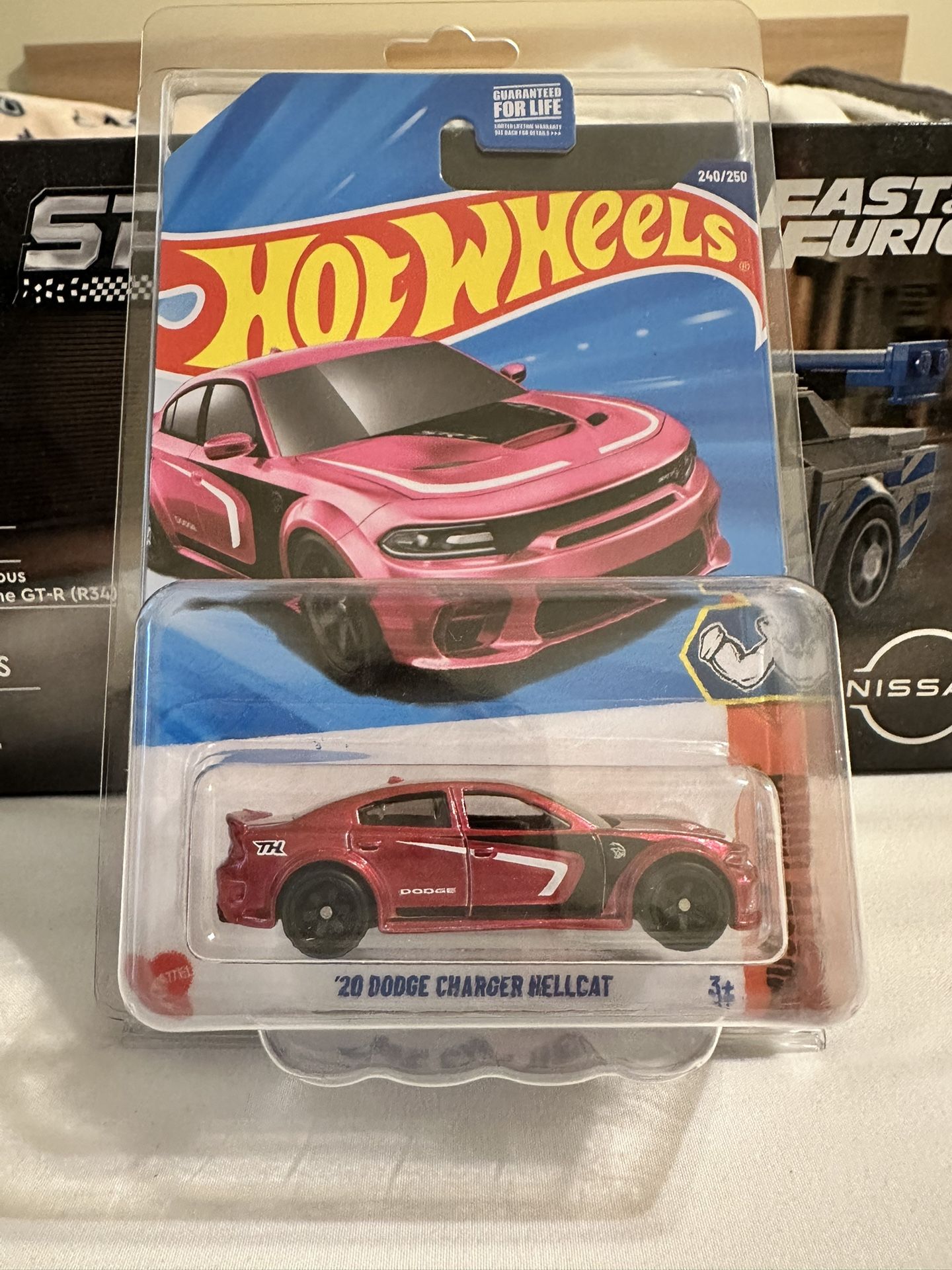Hot Wheels Super Treasure Hunt ‘20 Dodge Charger Hellcat