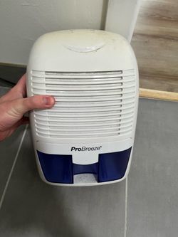 Small dehumidifier