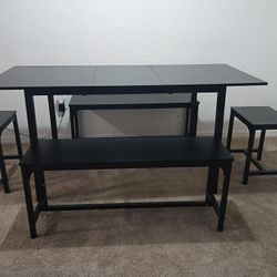 Black Dinner Table