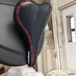 Mongoose Adult Bike Seat 