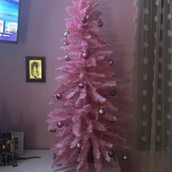 Pink christmas tree with lights 