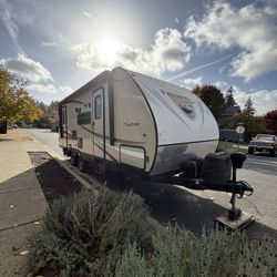 2017 Coachmen Trailer