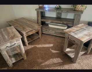 Set of 4 living room tables