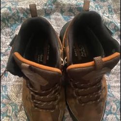 SKECHERS Men's Leather Waterproof Trail Hiking Boots size 8