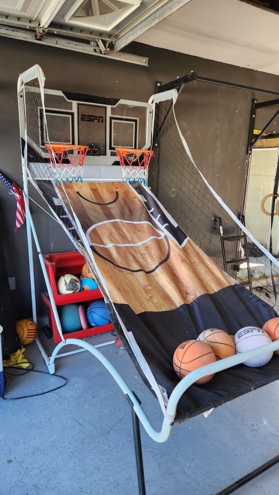 EZ fold Basketball Game 