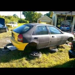 Honda Civic Hatchback 4door Rolling Shell
