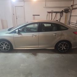 Ford Focus Sport
