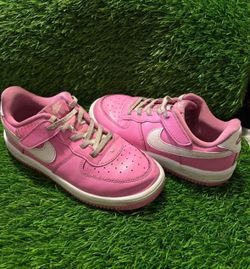 Kid shoes Nike size 3y used no box