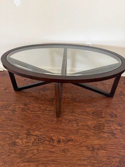 Coffee/ living room center table