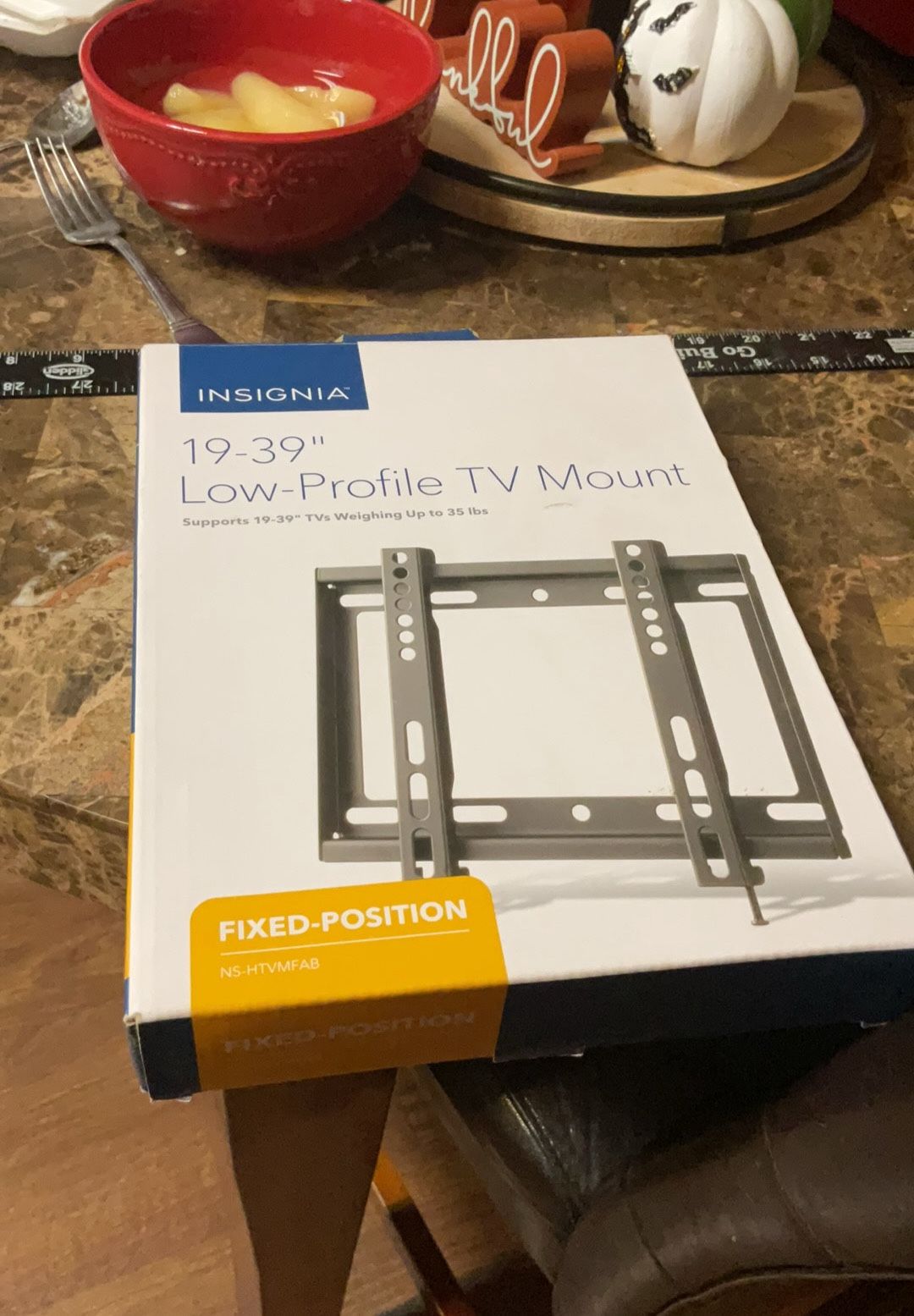 In New Condition Holds TVs 19 To 39 Inches 