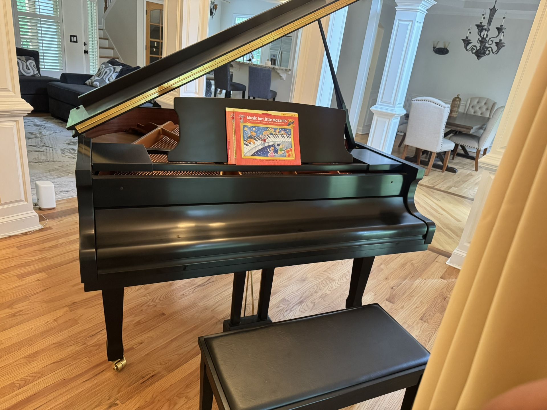Grand piano