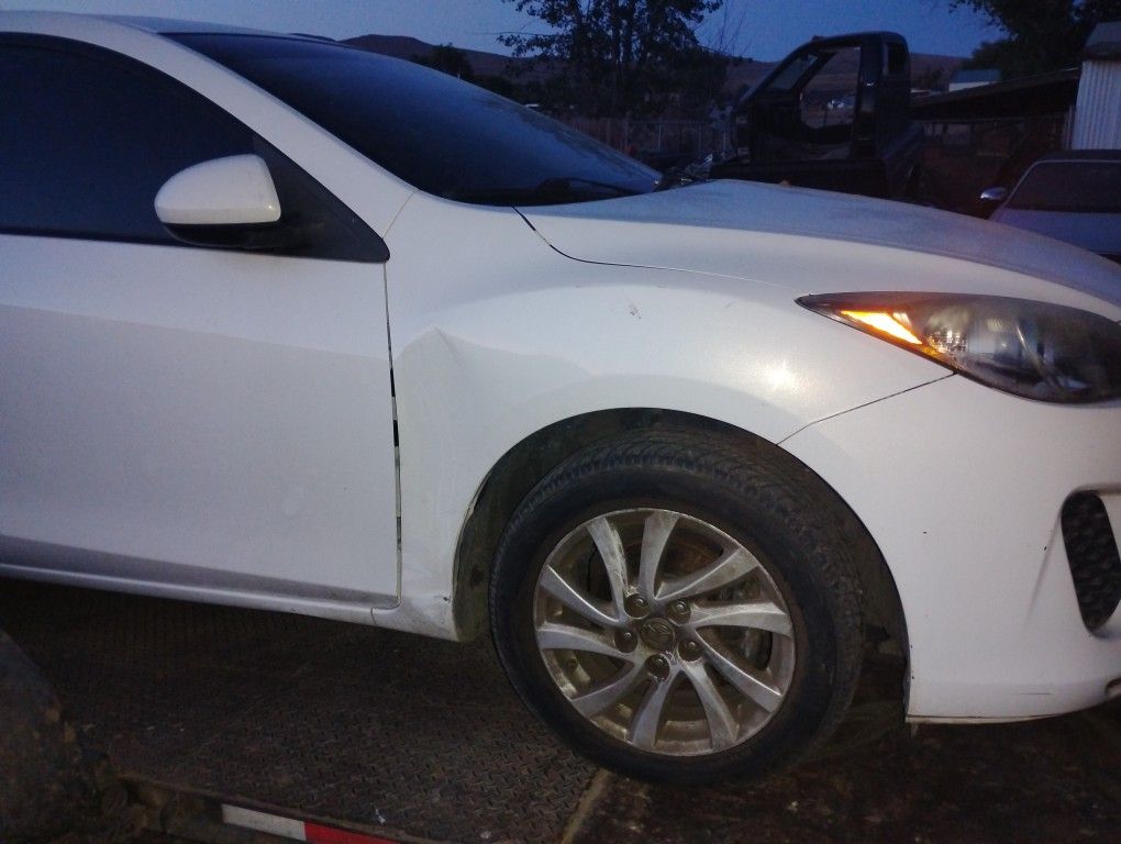 Parting Out 2012 Mazda 3