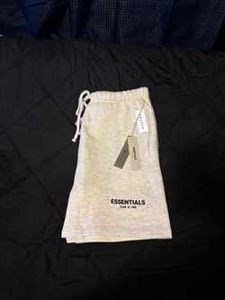 Essentials shorts light oat