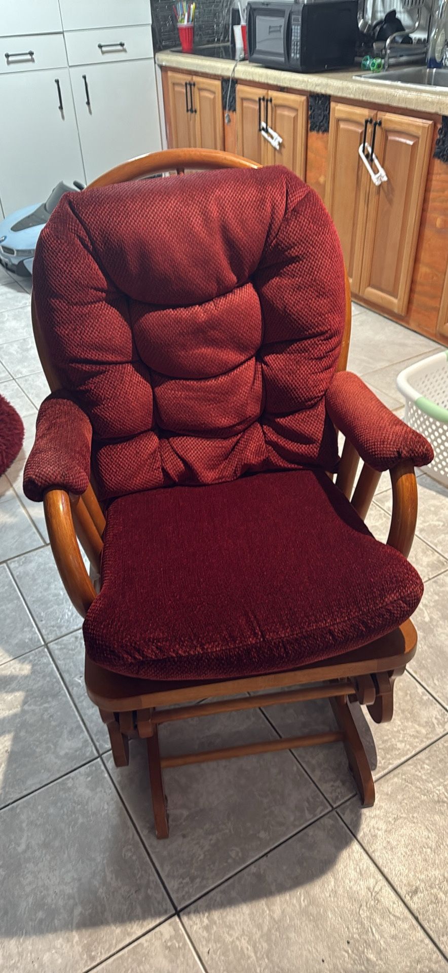 Rocking Chair / Glider Mesedora