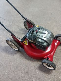Push lawnmower works Great starts on first pull! Free delivery!