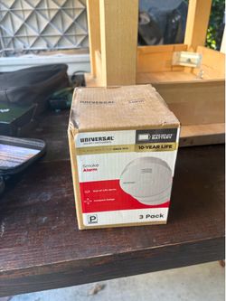 Smoke alarm. 3 packs