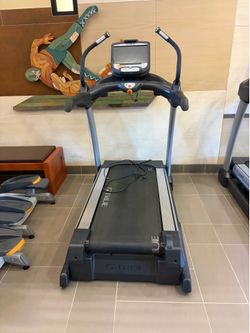 True Alpine Runner Treadmill