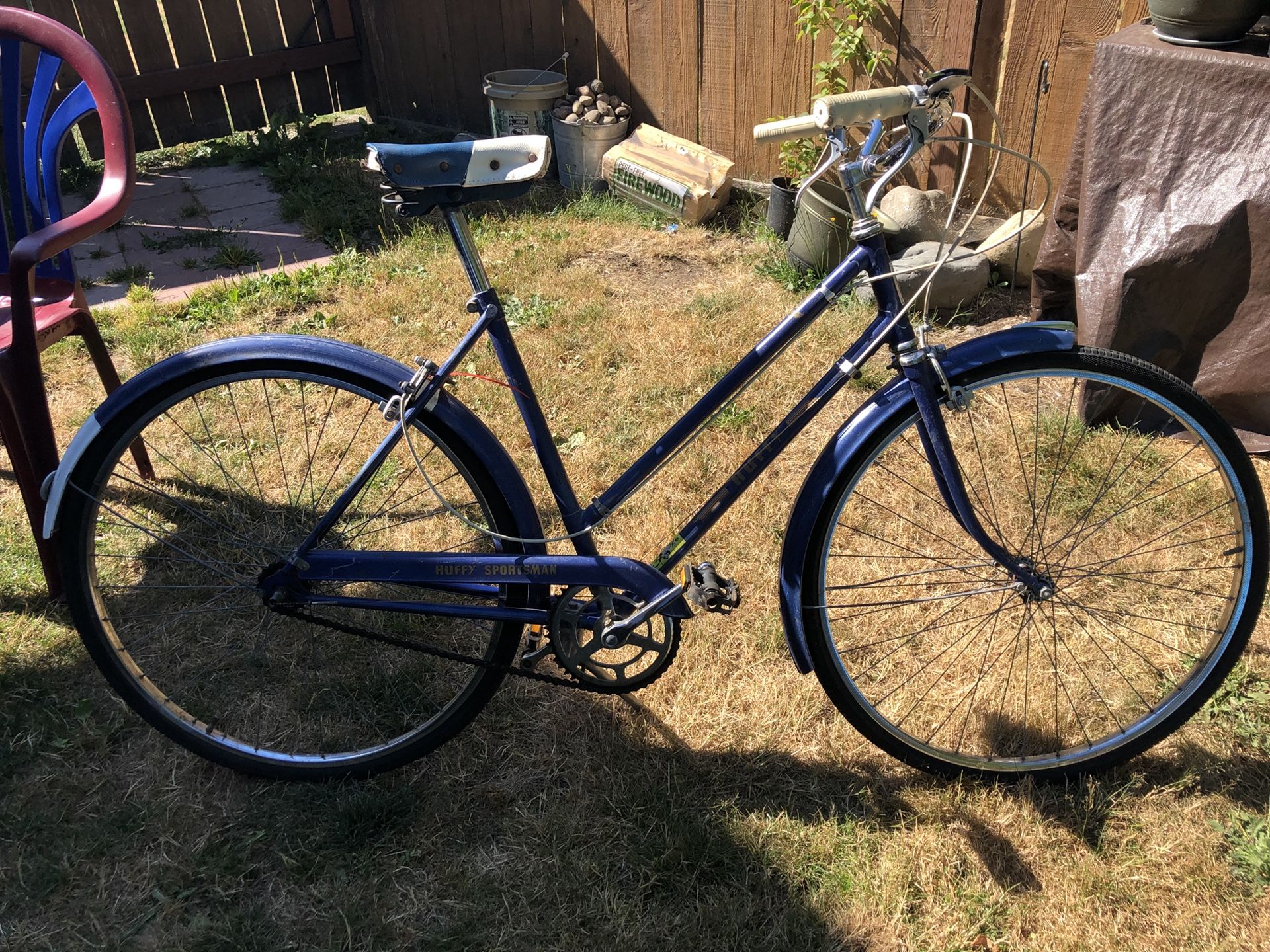 VINTAGE 26” HUFFY 3-SPEED SPORTSMAN MADE IN ENGLAND