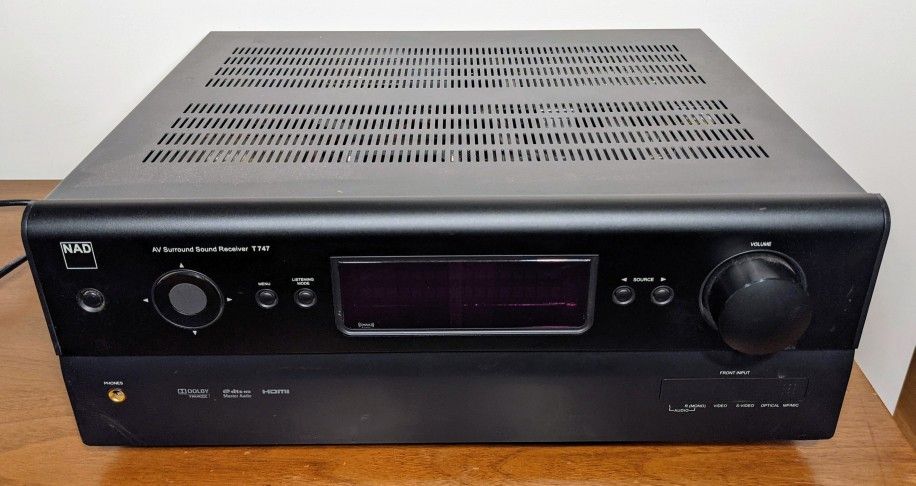 NAD T747 Home Theater Receiver