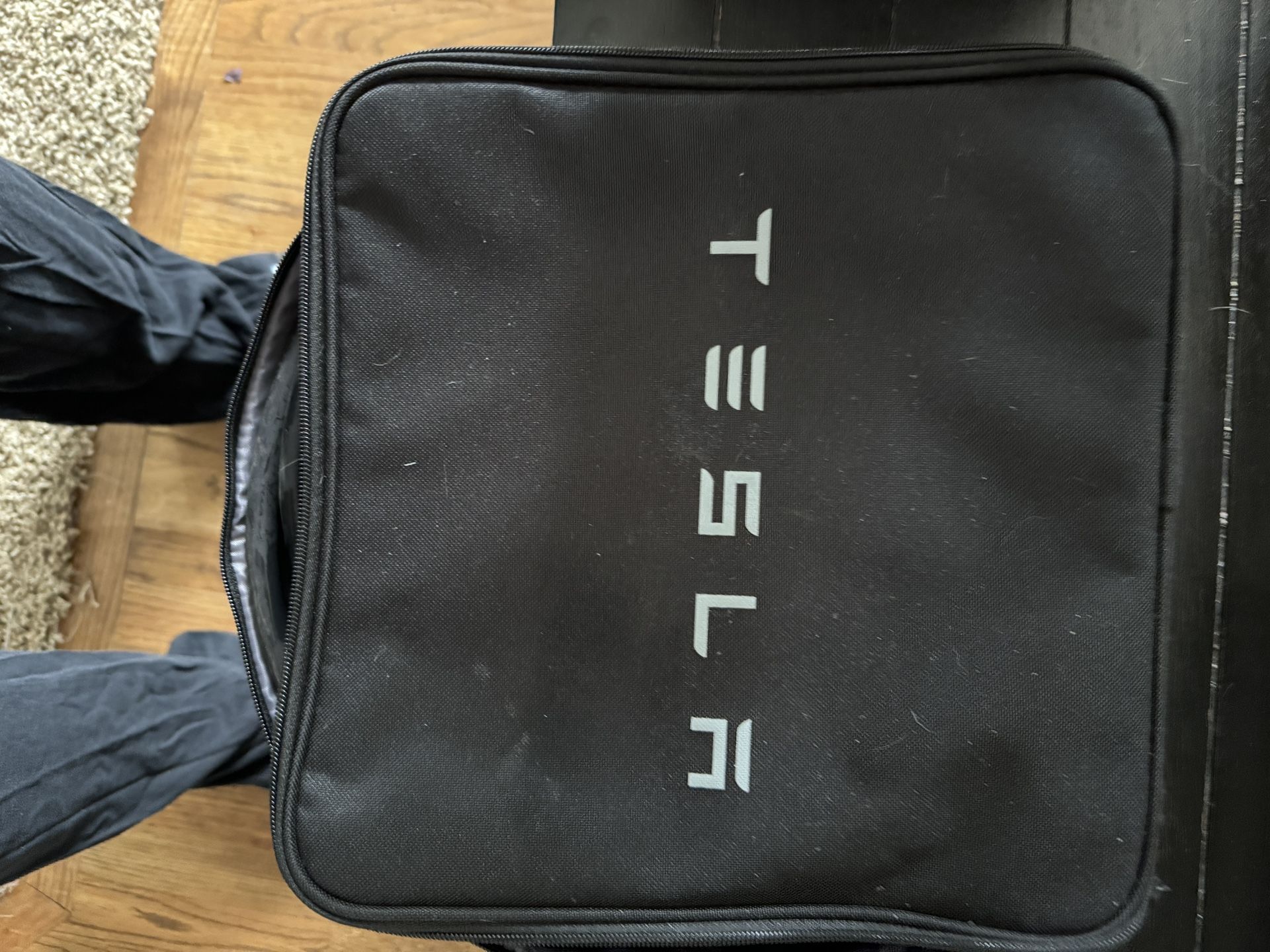 Tesla Mobile Charger Level 1 Or 2