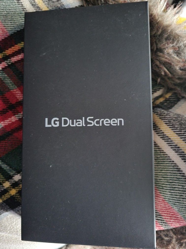 Brand New LG Dual Screen Case For Sale Or Trade